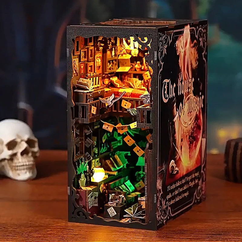 Book Nook Maison des Gringotts